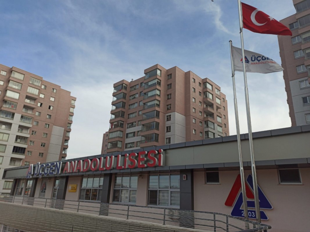 eryamanda anadolu lisesi